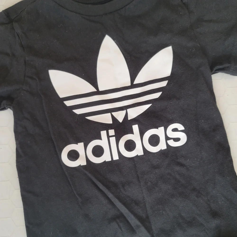 Adidas Zara Girls Black‎ Minimalist Streetwear Casual Outfit Trefoil Shirt Pants